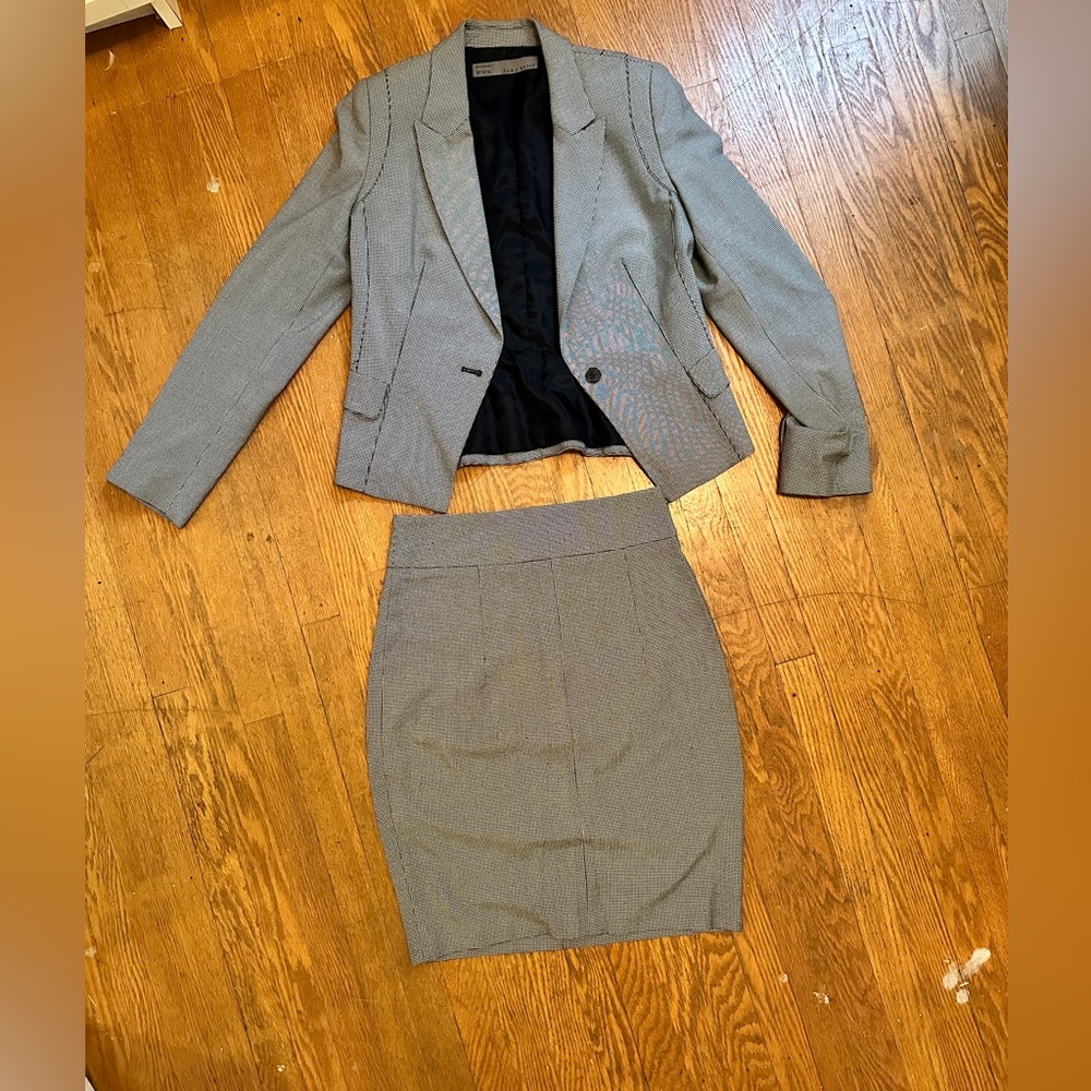 Zara women skirt suit gently used.